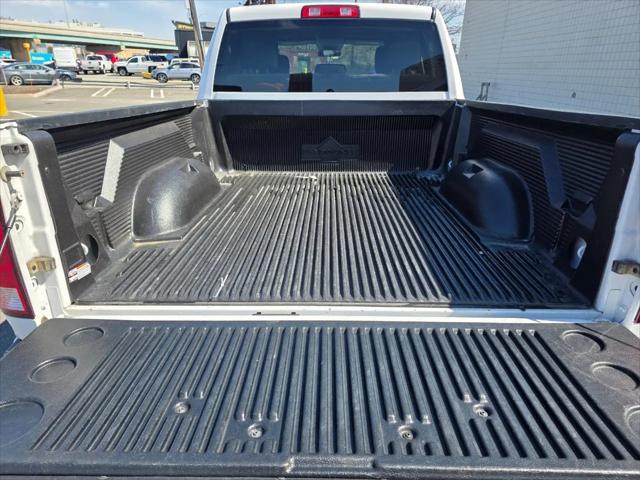 2017 Ram 1500 Express Quad Cab 4x4 6'4" Box