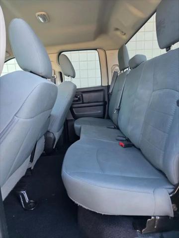 2017 Ram 1500 Express Quad Cab 4x4 6'4" Box