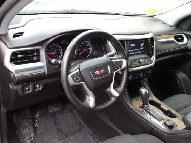 2017 GMC Acadia SLE-2
