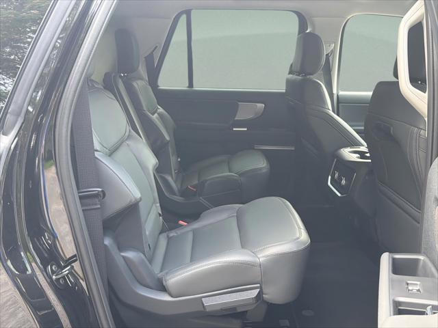 2026 Ford Expedition Max Active MAX