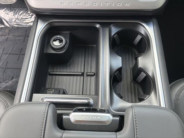 2026 Ford Expedition Max Active MAX