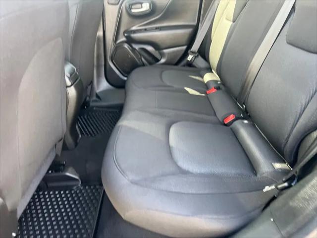 2023 Jeep Renegade Latitude 4x4