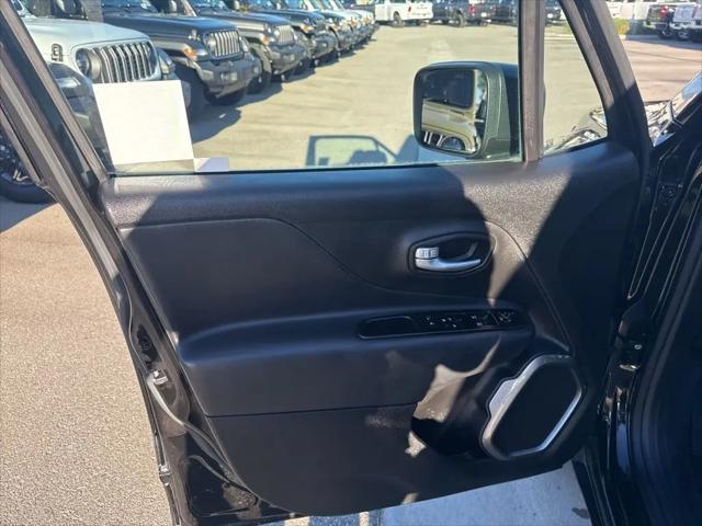2023 Jeep Renegade Latitude 4x4