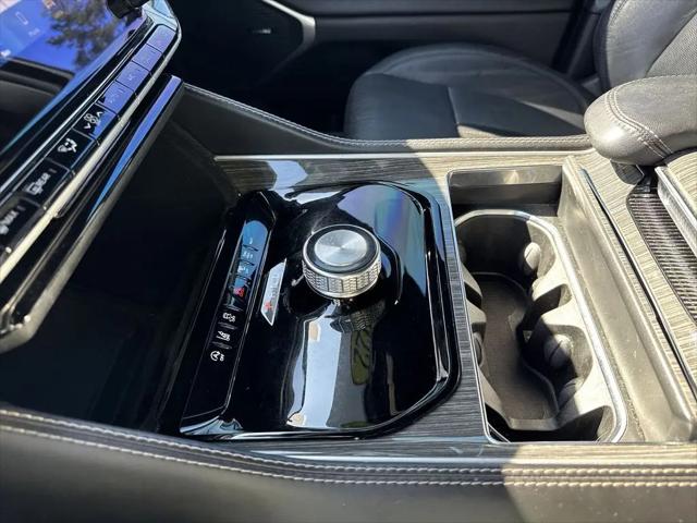 2022 Jeep Wagoneer Series II 4x2