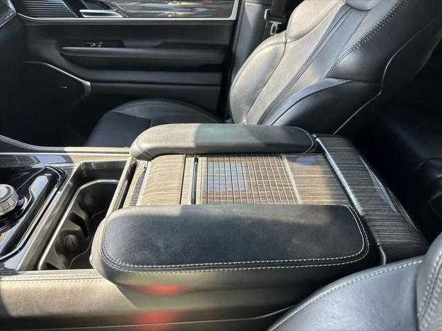 2022 Jeep Wagoneer Series II 4x2