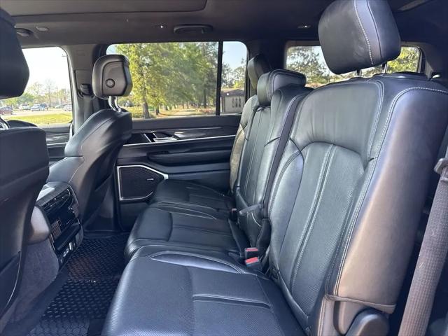 2022 Jeep Wagoneer Series II 4x2