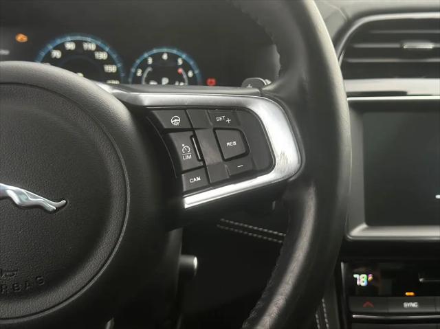 2017 Jaguar F-PACE 35t R-Sport