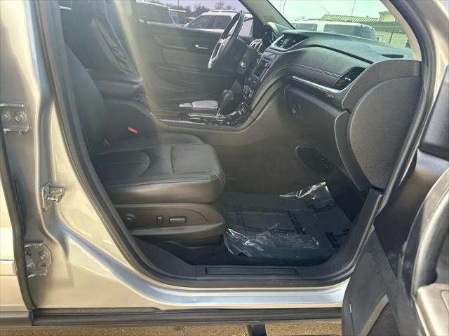 2017 Chevrolet Traverse 2LT