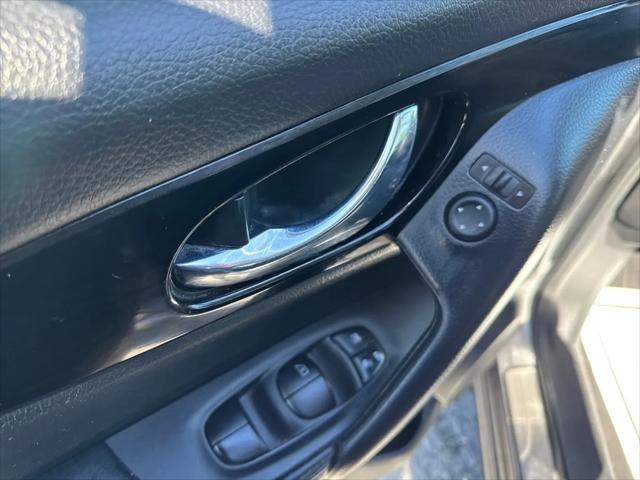 2022 Nissan Rogue Sport SL AWD Xtronic CVT