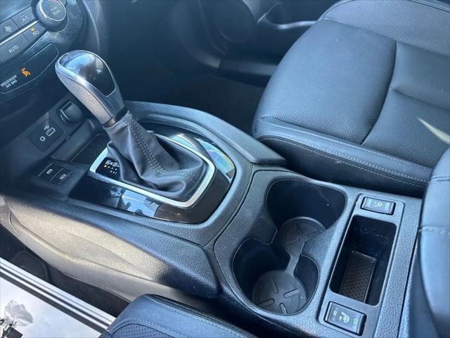 2022 Nissan Rogue Sport SL AWD Xtronic CVT