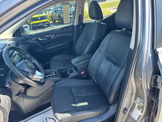 2022 Nissan Rogue Sport SL AWD Xtronic CVT