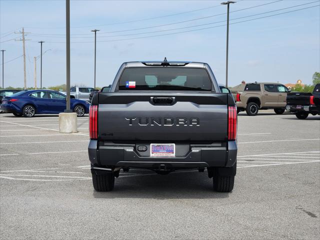 2026 Toyota Tundra Limited CrewMax 5.5' Bed