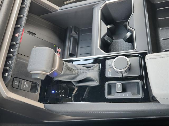 2026 Toyota Tundra Limited CrewMax 5.5' Bed