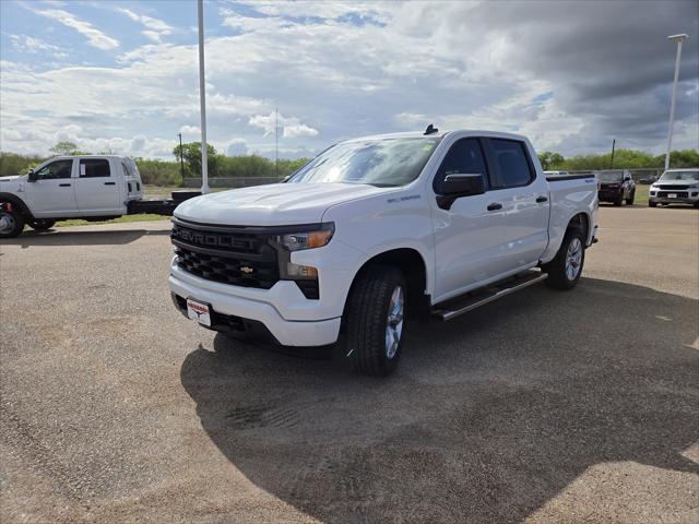 2023 Chevrolet Silverado 1500 4WD Crew Cab Short Bed Custom