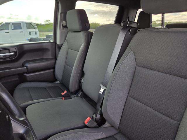 2023 Chevrolet Silverado 1500 4WD Crew Cab Short Bed Custom