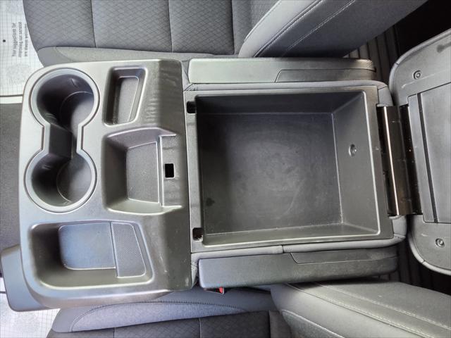 2023 Chevrolet Silverado 1500 4WD Crew Cab Short Bed Custom