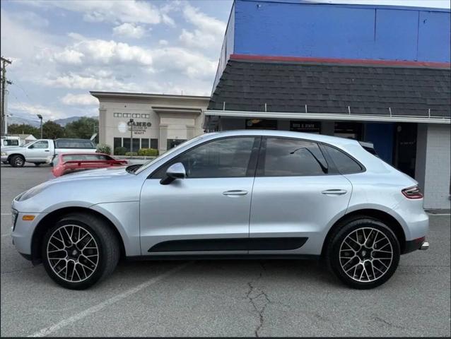 2017 Porsche Macan Base AWD 4dr SUV