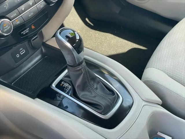 2020 Nissan Rogue Sport SV AWD Xtronic CVT