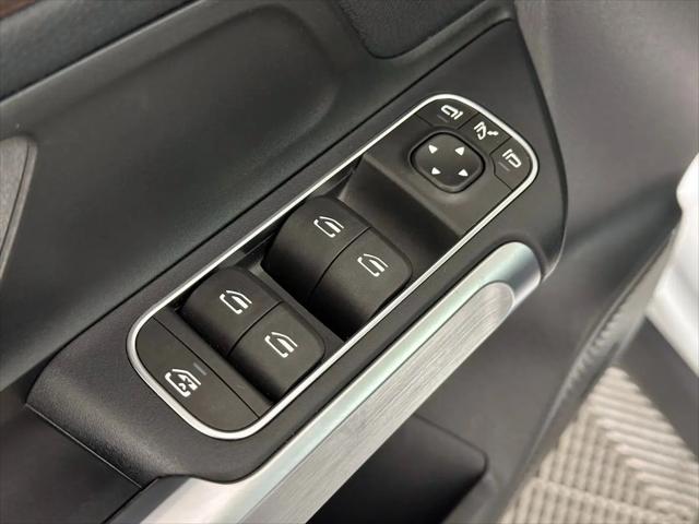 2023 Mercedes-Benz EQB 300 4MATIC