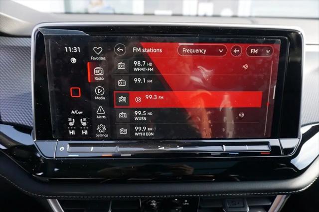 2026 Volkswagen Atlas Cross Sport SEL Premium R-Line