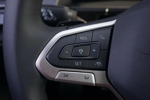 2026 Volkswagen Atlas Cross Sport SEL Premium R-Line