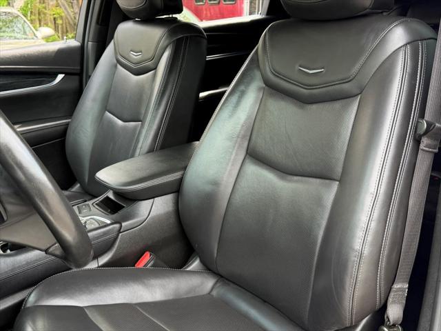 2023 Cadillac XT5 AWD Premium Luxury