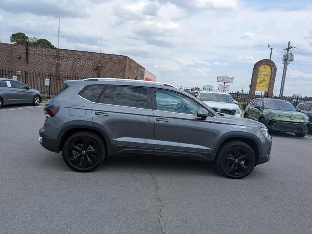 2025 Volkswagen Taos 1.5T SEL