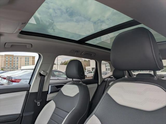 2025 Volkswagen Taos 1.5T SEL