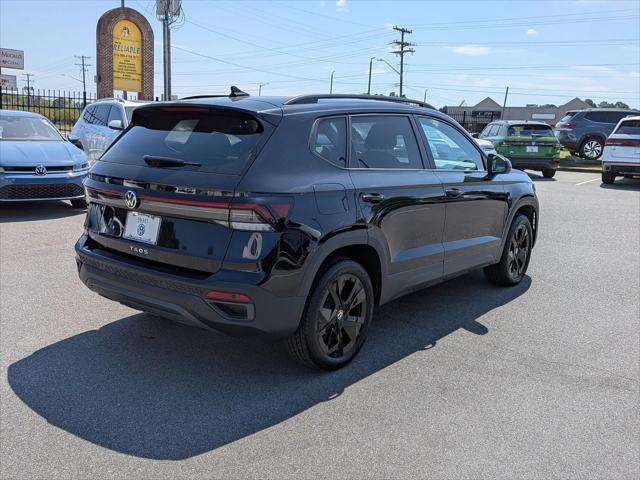 2025 Volkswagen Taos 1.5T SE Black