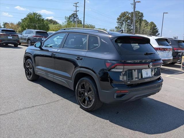2025 Volkswagen Taos 1.5T SE Black