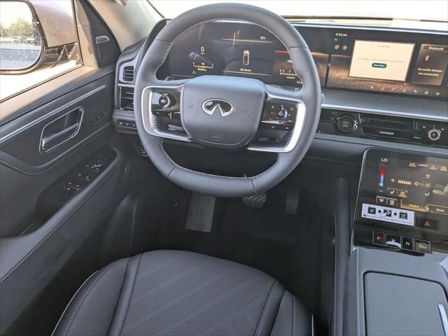 2026 INFINITI QX80 LUXE