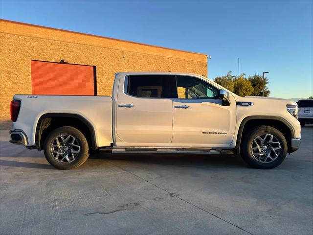 2026 GMC Sierra 1500 Crew Cab, Short Bed, SLT, 4WD