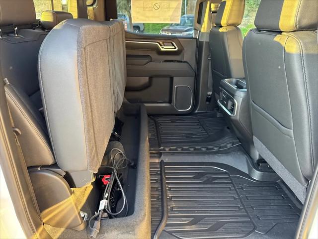 2026 GMC Sierra 1500 Crew Cab, Short Bed, SLT, 4WD