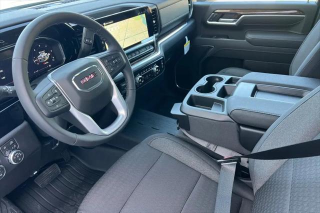 2026 GMC Sierra 2500HD Crew Cab, Standard Bed, SLE, 4WD