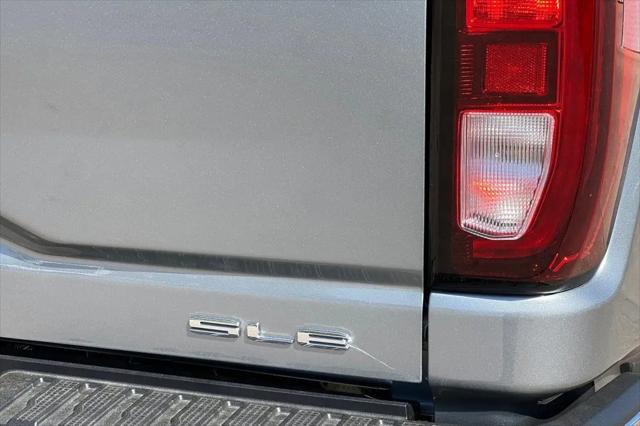 2026 GMC Sierra 2500HD Crew Cab, Standard Bed, SLE, 4WD