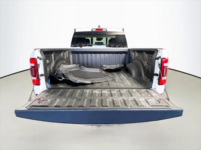 2022 Ram 1500 Laramie Crew Cab 4x4 5'7" Box