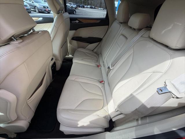 2015 Lincoln MKC Base