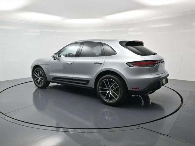 2023 Porsche Macan Macan