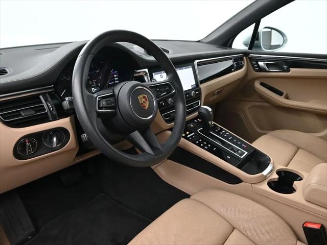 2023 Porsche Macan Macan