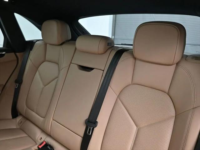 2023 Porsche Macan Macan