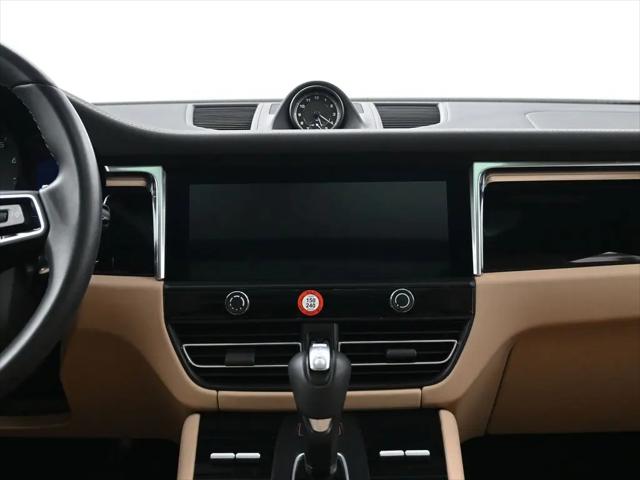 2023 Porsche Macan Macan