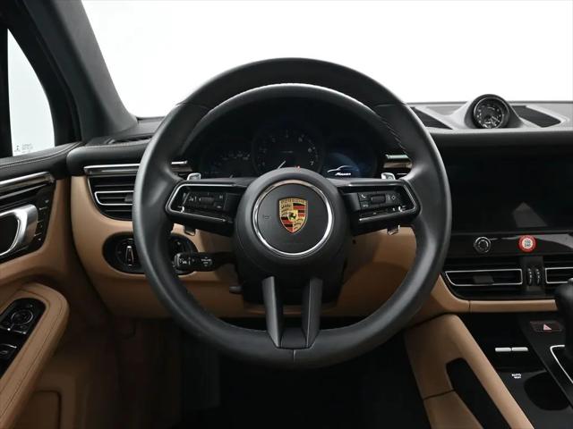 2023 Porsche Macan Macan