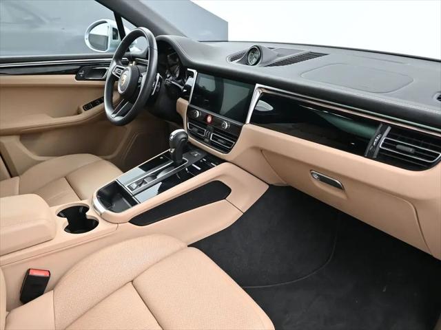 2023 Porsche Macan Macan