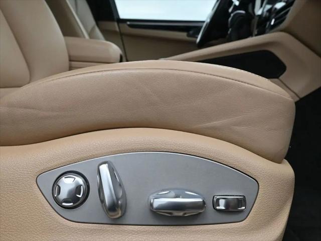 2023 Porsche Macan Macan