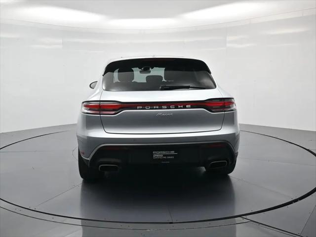 2023 Porsche Macan Macan