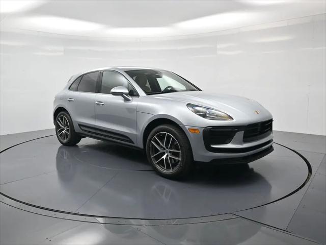 2023 Porsche Macan Macan
