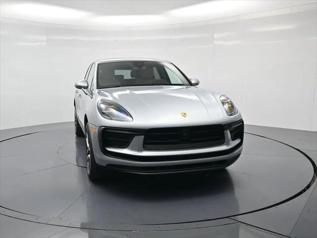 2023 Porsche Macan Macan