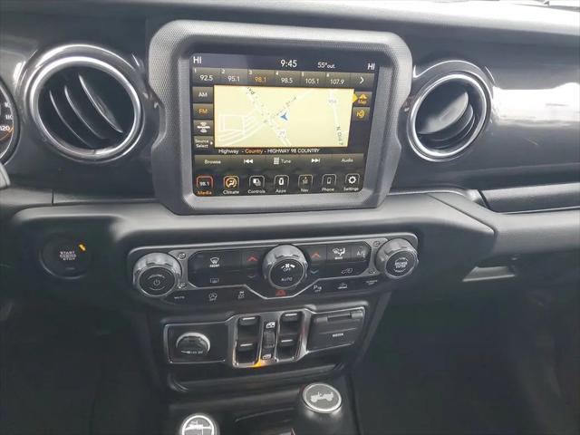 2022 Jeep Wrangler Unlimited Sahara Altitude 4x4
