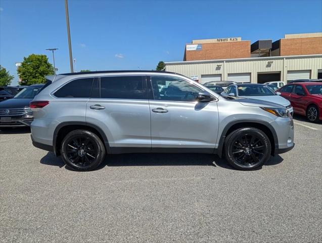 2019 Toyota Highlander SE 2019 Toyota Highlander SE