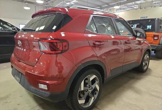 2021 Hyundai Venue SEL